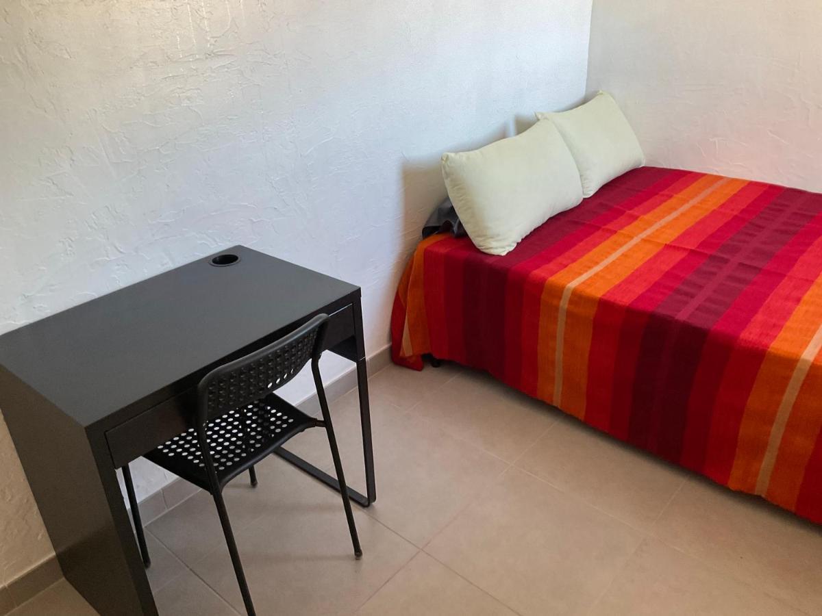 Location De Chambres, Sejour Pres Des Grands Buffets Narbonne Homestay